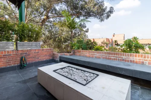 Apartamento En Arriendo En Los Rosales. Cod A22972