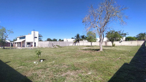 Imagen 2 de 6 de Terreno En Zona Residencial De 1400m2