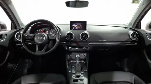 Audi A3 2.0 40 SELECT DCT