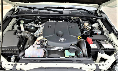 Toyota Sw4 4x4 Srx 2.8 Tdi 6 A/t 7a
