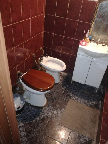 Imagen 7 de 14 de Casa Quinta Con Pileta Habitable A Reciclar Zona Arbolada