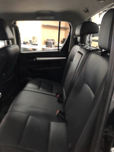 Toyota Hilux 2.8 SRX 4X4 CD 16V DIESEL 4P AUTOMÁTICO