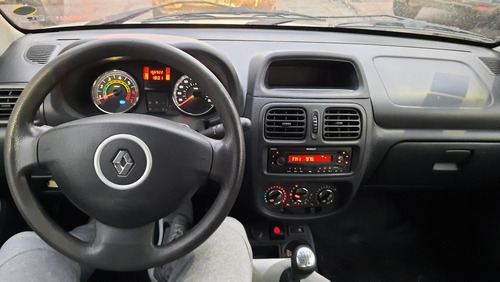 Imagen 5 de 12 de Renault Clio 1.2 Mio Confort Plus Abc 2014