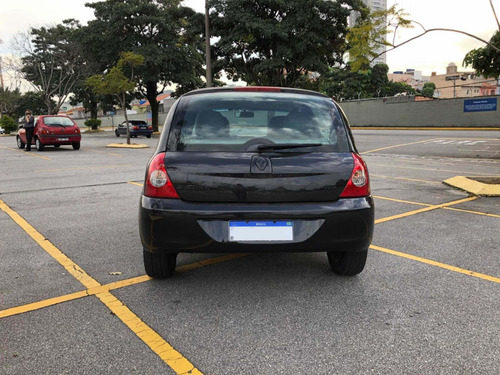 Renault Clio 2006 1.6 16v Privilège Hi-flex 5p