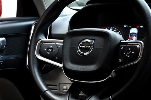 Imagem 10 de 14 de Volvo Xc40 2.0 T5 Momentum Awd Geartronic