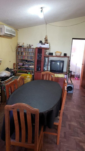 Venta!! Casa De Cuatro Dormitorios- Residencial Del Chateau.