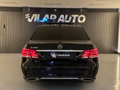 Mercedes-Benz Classe E 2.0 Avantgarde Turbo 4p