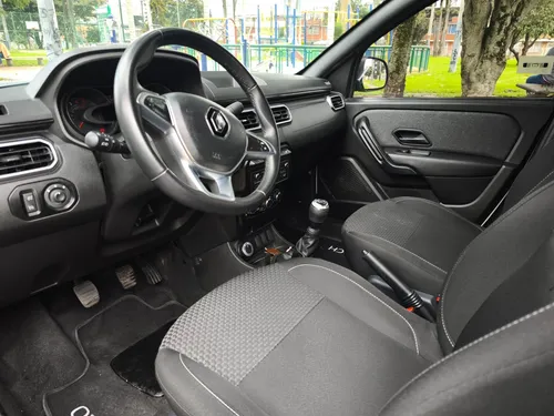 Renault Duster Oroch 2.0 Intens