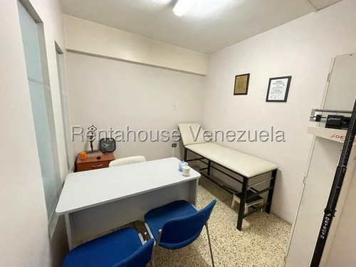 Se Alquila Ofic Altamira