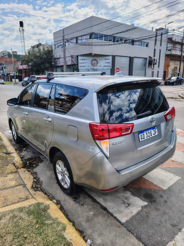 Toyota Innova 2.7 Sr 6at 8a