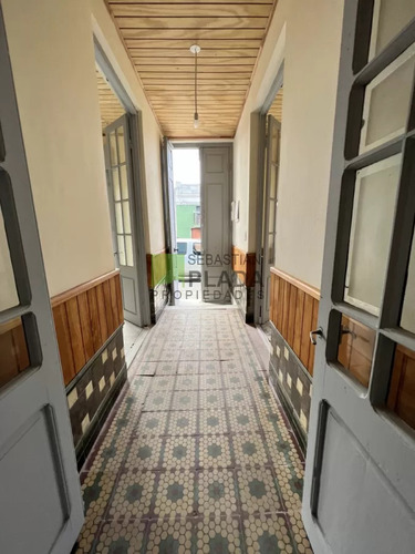 Gran Casa 4 Dormitorios, En Alquiler En El Centro De San Carlos