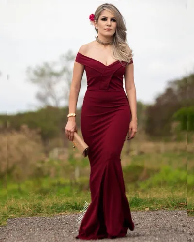 Vestido marsala madrinha sereia 2025