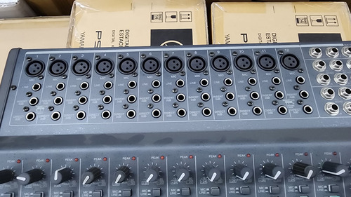 Consola 20 Canales Inter M Cmx 1264 No Yamaha (Usado)