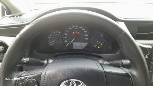 Toyota Corolla 1.8 16v Gli Upper Flex Multi-drive 4p