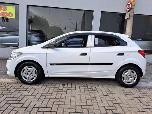 Chevrolet Onix ONIX HATCH JOY 1.0 8V FLEX 5P MEC.