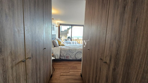 Vista Al Mar Con Azotea Privada,impecable Y Soleado. Concón