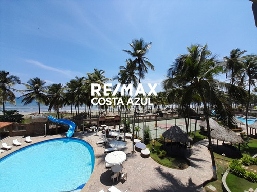En Venta Apartamento Con Vista Al Mar En Residencias Arcoiris, Boca De Aroa, Falcón