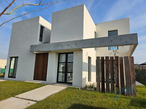 Casa 4 Dormitorios En Barrio Cerrado San Pablo - Pilar
