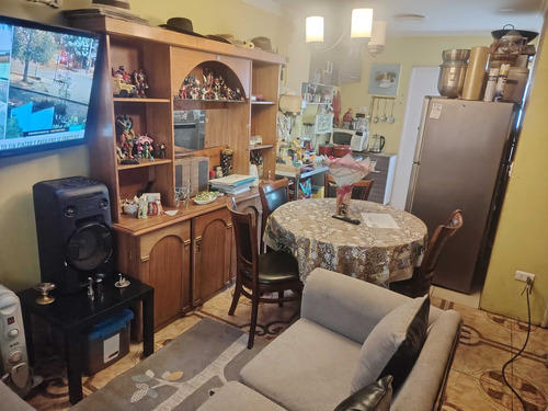 Amplia Casa De 2 Pisos En Calama (84412)