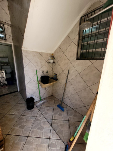Sobrado 4 Dormitórios 3 Wc Vila Tupi 200 M. Da Praia 171m2.