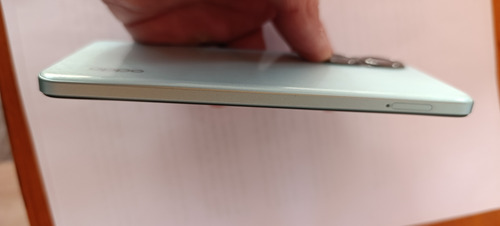 Oppo A Series A 58, 256 Gb, 8+8 Ram , Como Nuevo Verde Claro (Usado)