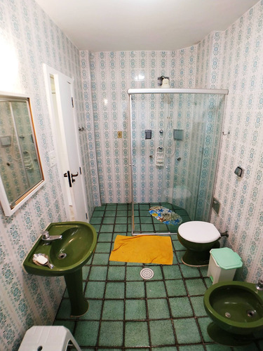 Imagem 8 de 18 de Apartamento Á Venda R$500 Mil - 4 Dormitórios - 1 Suite - 3 Banheiros - Vaga De Garagem - Praia Das Pitangueiras - Guarujá/sp - Ap04988 - 34952533