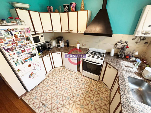 Venta Impecable Casa 5 Ambientes Con Jardín En Carapachay