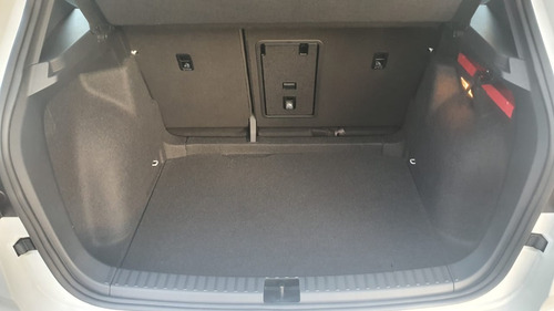 Imagen 9 de 15 de Volkswagen Taos Highline 1.4 2022 Mh