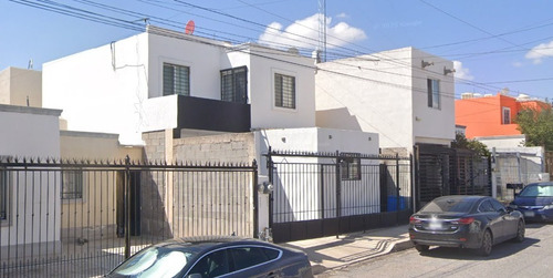 Casa En Venta En Chihuahua Eo