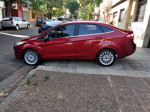 Ford Fiesta Kinetic Design 1.6 Sedan Titanium Powershift