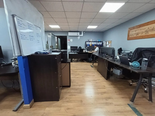 Arriendo Oficina A Pasos De Plaza Prat