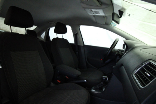 Volkswagen Vento 1.6 Highline At