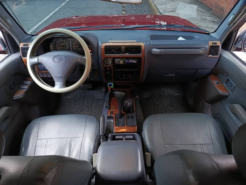 Imagen 2 de 9 de Toyota Prado 2001