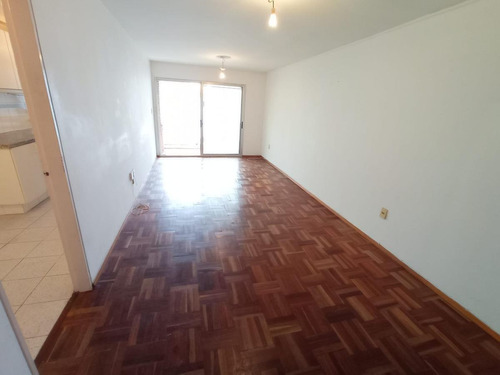 Imagen 3 de 19 de Buxareo Y 26 De Marzo, Piso Alto, 3 Dormitorios, Gge !!