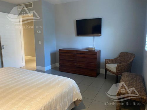 Departamento En Venta En Vaivén Del Mar, Playacar Fase 2