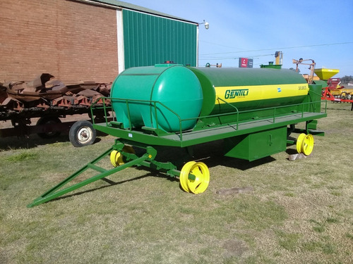Imagen 1 de 5 de Acoplado Tanque Combinado Gentili 3000 L
