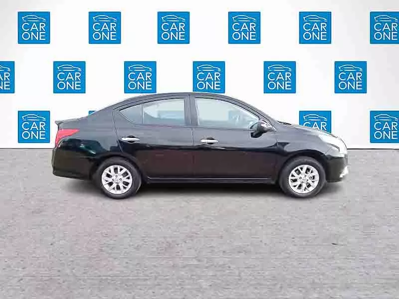 Nissan Versa 1.6 ADVANCE PURE DRIVE L15