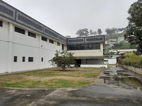 Edificio Dos Niveles En Zona Industrial Los Tres Puentes, El Tambor, Los Teques, Excelente Accesibilidad