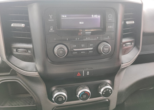 RAM 4000 5.7 Chasis Cabina P 4x2 Mt