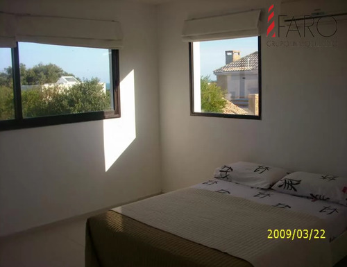 Hermosa Casa En Punta Piedras, Con Vista Al Mar.ref: 5581