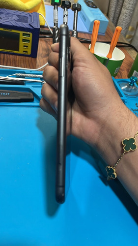 iPhone 11 Sin Pantalla Para Piezas (icloud) (Usado)