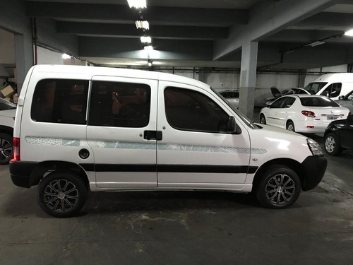 Peugeot Partner Furgón Confort 1.4 Nafta