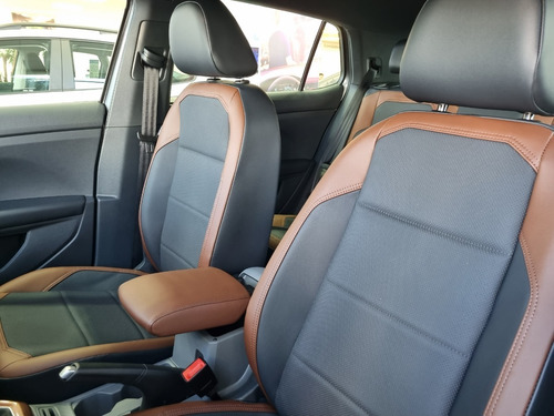 Imagen 13 de 25 de Volkswagen T Cross 200 Tsi Comfortline At Entrega Inmediata