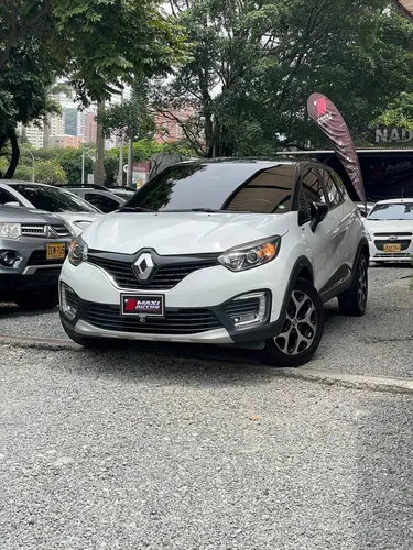 Renault Captur 2.0 Intens Automática