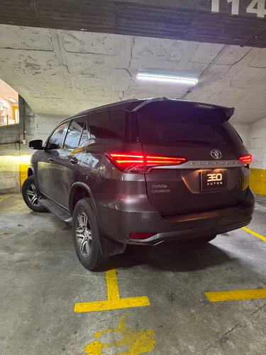 Toyota Fortuner 2.7l