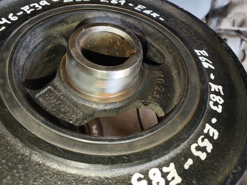 Polea De Cigüeñal Bmw E39 E46 E53 E61 E65 E66 E83 E85 (Usado)