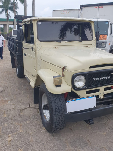 Toyota Bandeirante 3.7 Cab. Simples Longa 2p