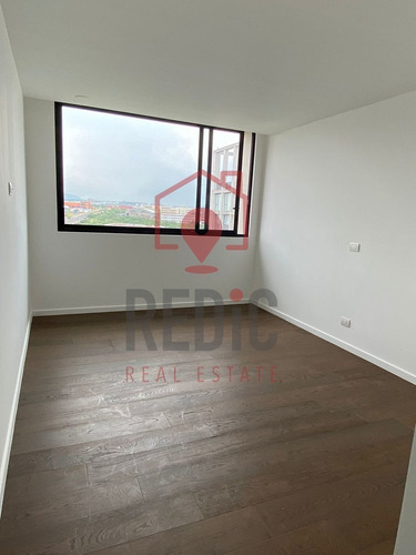 Imagen 12 de 18 de Penthouse De 4 Hab.+cto. De Serv. En Juriquilla Santa Fe