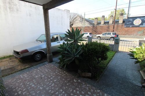 Oportunidad Lote En Venta Casa 3 Ambientes Escucha Oferta