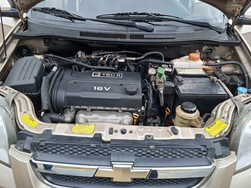 Imagen 17 de 18 de Chevrolet Aveo Lt